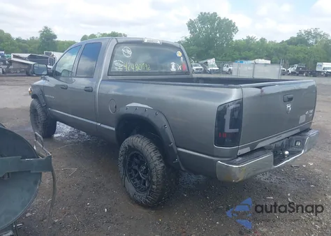 2005 Dodge Ram 1500 St/Slt из США, поврежденный, VIN 1D7HU18N45S302633